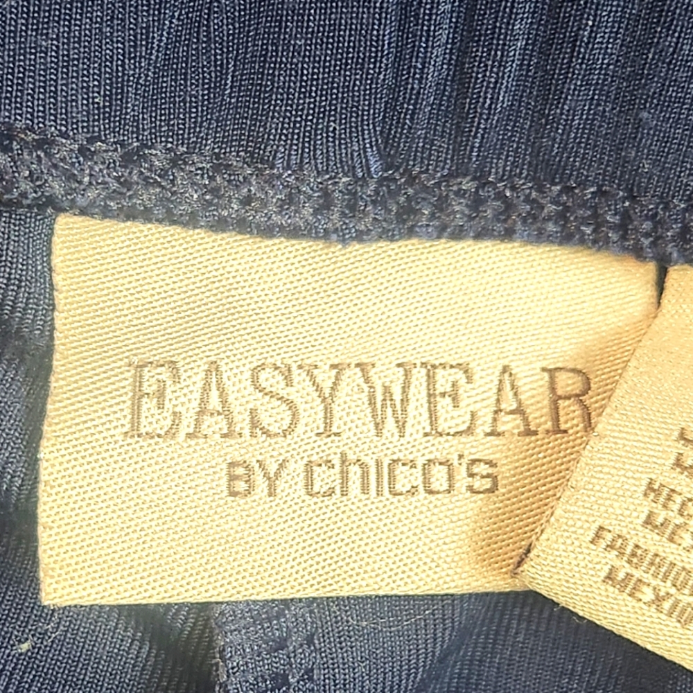 EASYWEAR by CHICO'S Navy Capri Length Pants - Picture 12 of 12